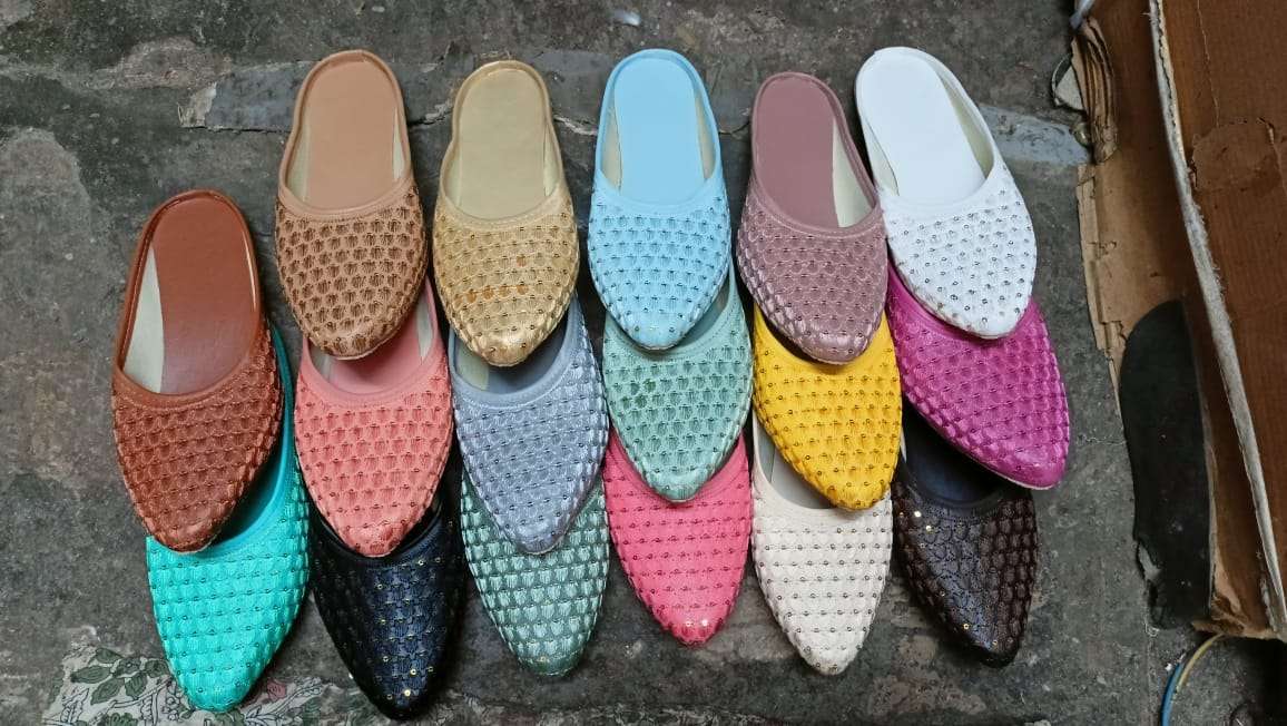 Traditional moj vol 3 simple Women juti Wholesale
