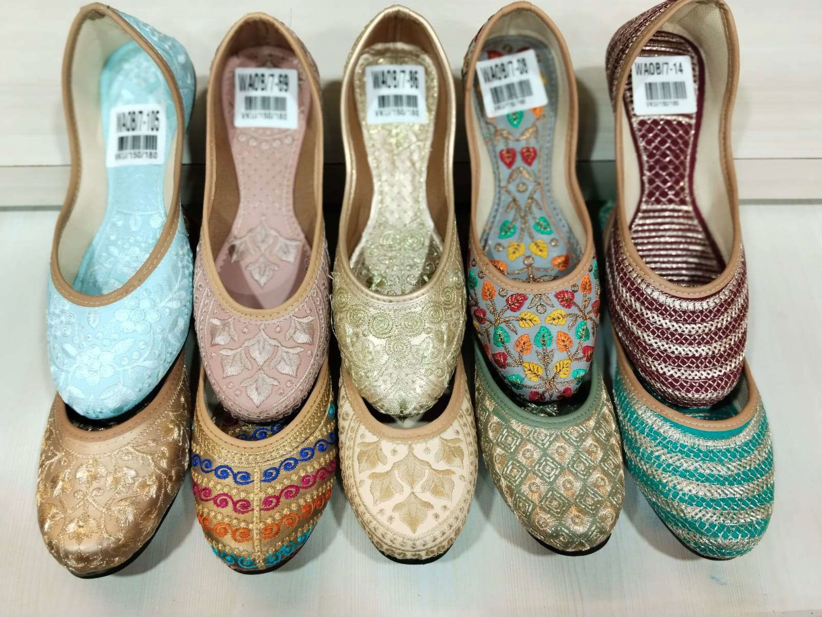 Traditional moj vol 7 embroidery Women juti Wholesale