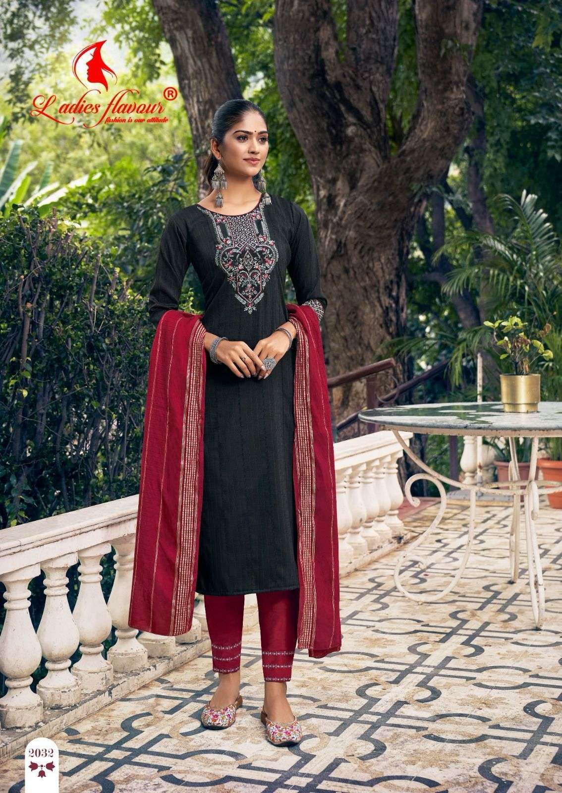Ladies Flavour Parampara-2  Surat kurti wholesalers