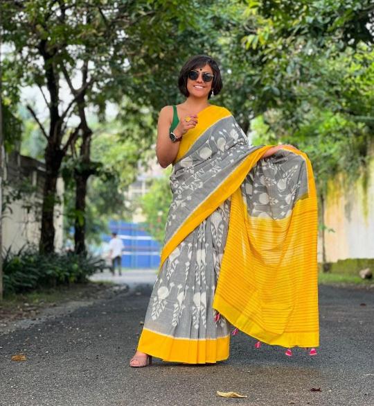 JIYA JBC IKKAT PRINTED MULMUL COTTON SAREES GUJARAT SAREE WHOLESALE