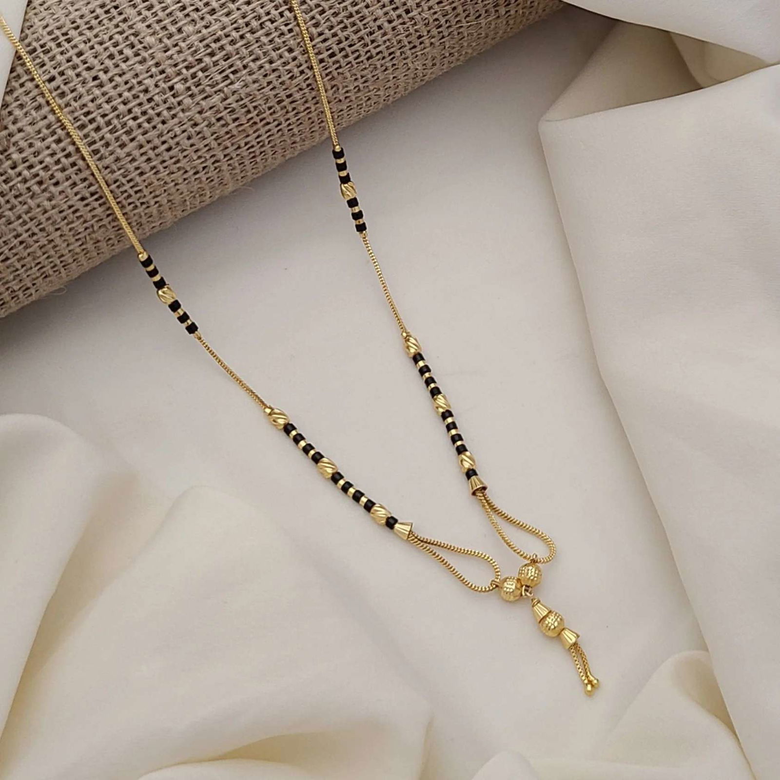 Tilt Necklace Imitation jewellery manufacturers in Gujarat