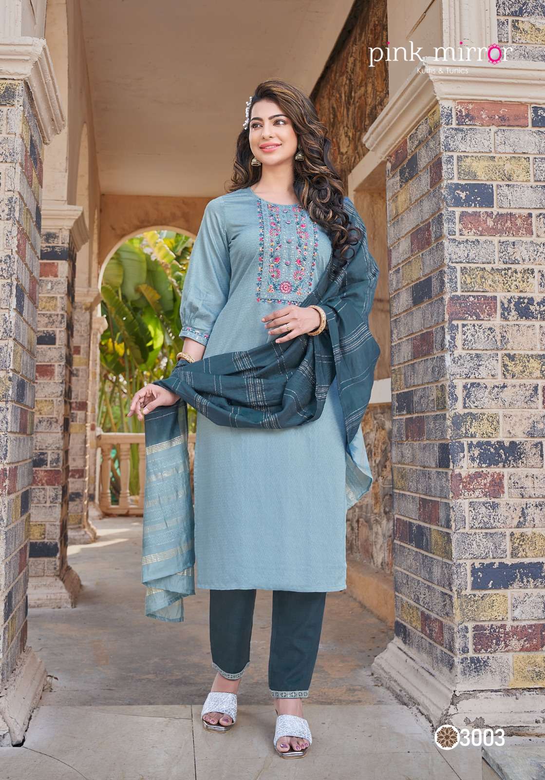 pink mirror twilight designer kurti pent duppta cataloge wholesaler
