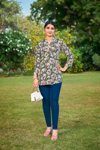 Tips & tops orio fancy short top wholesale clothing markets india
